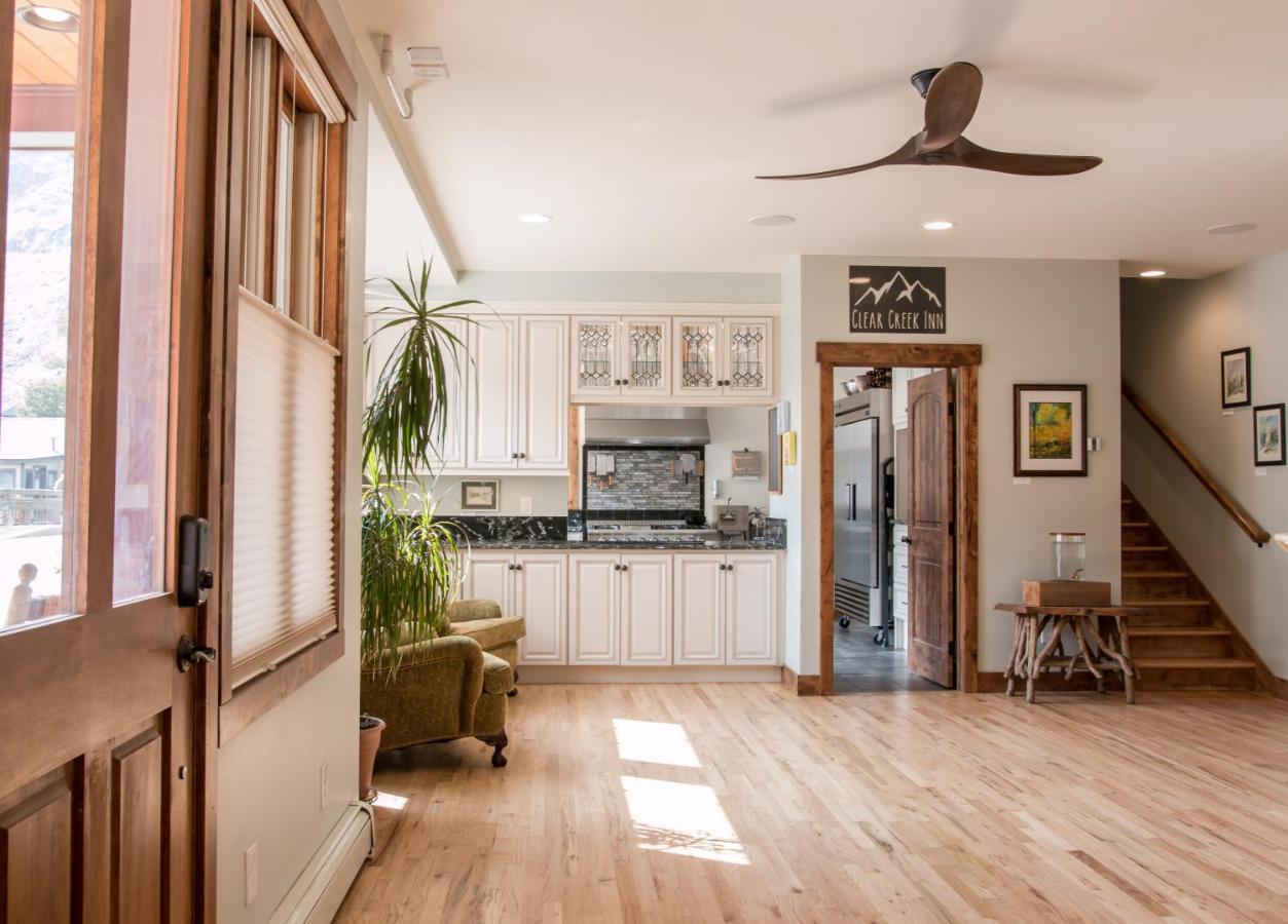 جورجتاون Clear Creek Inn المظهر الخارجي الصورة