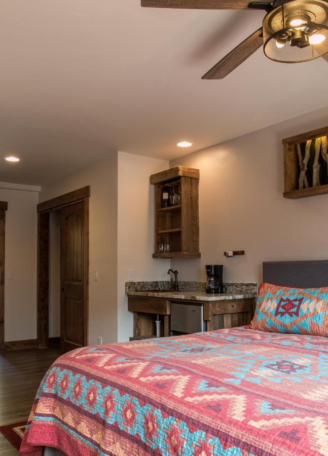 جورجتاون Clear Creek Inn المظهر الخارجي الصورة