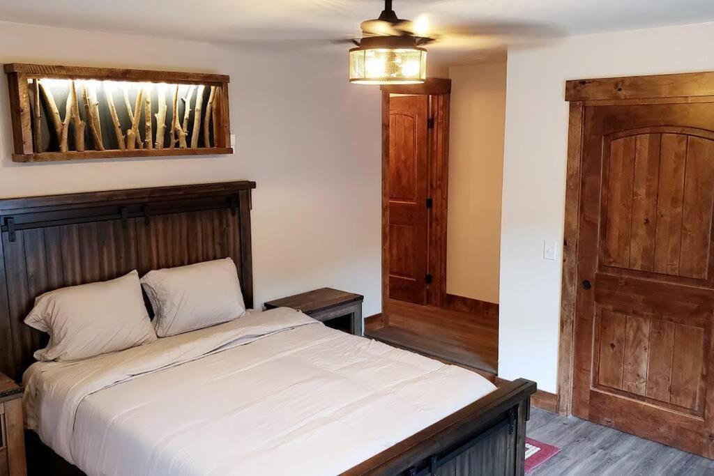 جورجتاون Clear Creek Inn المظهر الخارجي الصورة