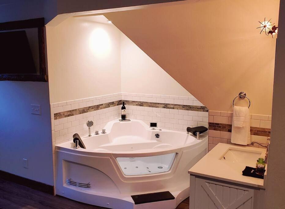 جورجتاون Clear Creek Inn المظهر الخارجي الصورة
